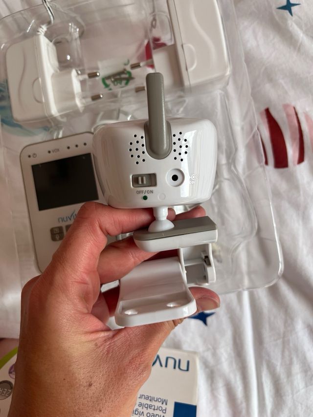 Vigilabebés Nuvita Video Voice 2.4