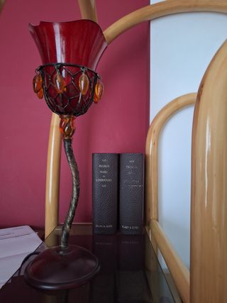 Lámpara Decorativa Roja y Transparente