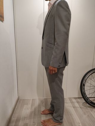 Traje gris Fórmula Joven Talla 44
