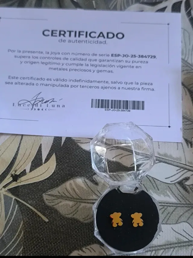 Pendientes de Ositos Bañados en Oro 18 Kl