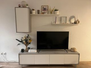 Mueble TV y Estanterías