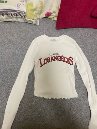 Camiseta Bershka manga larga Los Angeles