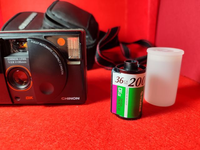 Cámara Chinon Multi Focus Automática