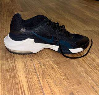 Zapatillas Nike Negras y Azules