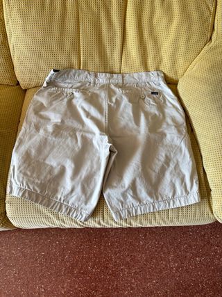 Pantalón corto Pull&Bear beige talla 42