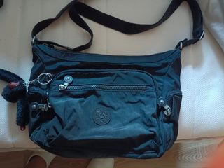 Bolsos Kipling Naranja y Rosa y mass
Son más de 30