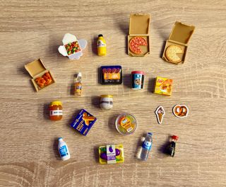 PACK 1 - 17 Miniaturas Mini Brand Fill the Fridge