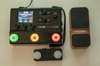 Line 6 HX Stomp + 2 pedales