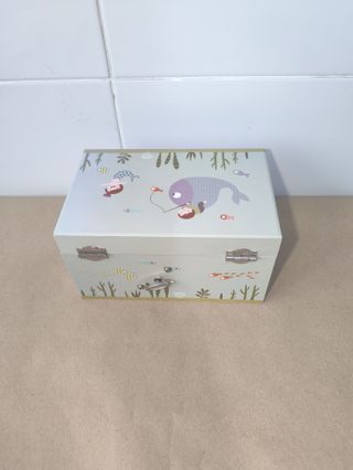 Joyero infantil con caja de música
