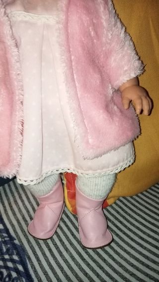 Preciosa muñeca cuerpo de tela antigua