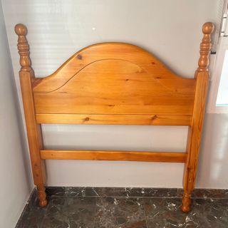 Cabecero de cama individual de madera