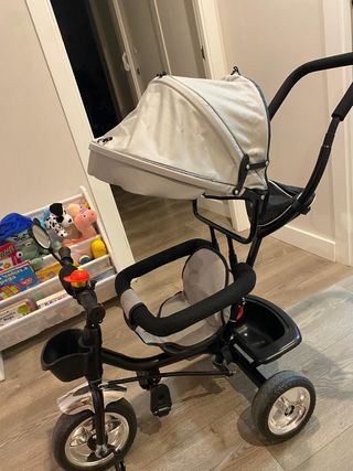 Triciclo con capota