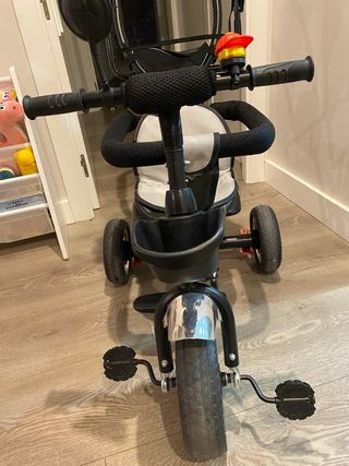 Triciclo con capota