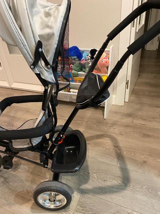 Triciclo con capota