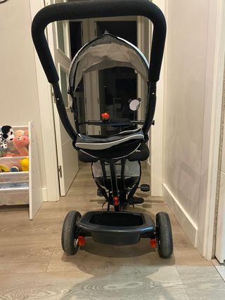 Triciclo con capota