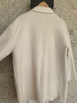 Chaqueta Zara Invierno blanco roto 