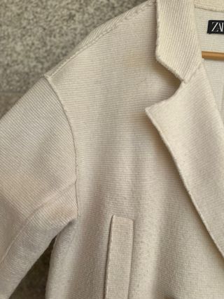 Chaqueta Zara Invierno blanco roto 