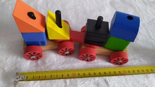 Tren de madera para niños