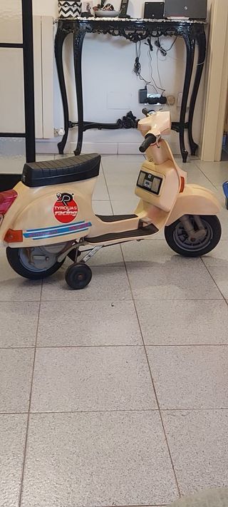 Vespa Peg Perego Vintage Giocattolo V050 Anno 1986