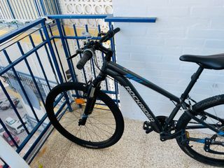 Bicicleta Rockrider ALL TERRAIN
