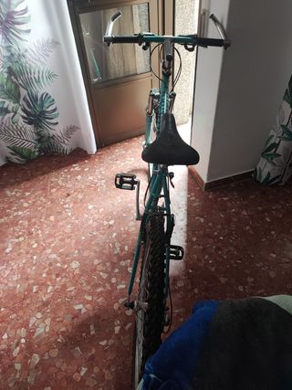 Bicicleta color azul