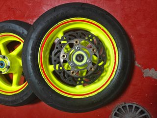 Llantas Metrakit Minigp Amarillas