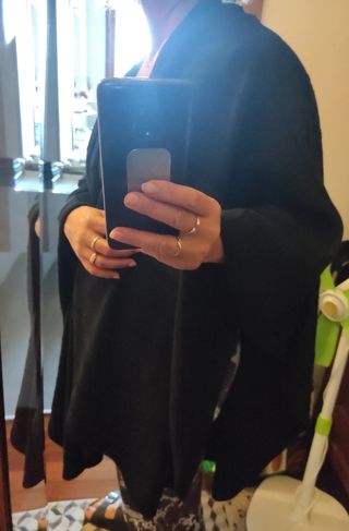 Mantella Marella nera taglia unica