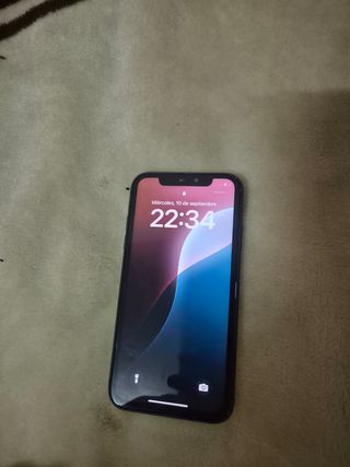 iPhone 11 Apple