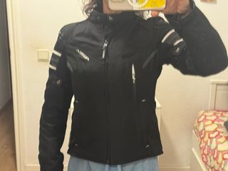 Chaqueta de moto Ixon negra