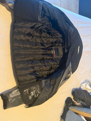 Chaqueta de moto Ixon negra