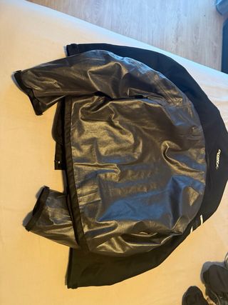 Chaqueta de moto Ixon negra