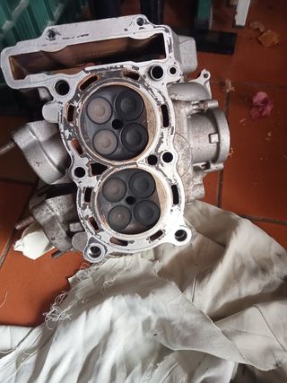 Recambios TMAX 500 2006 estator y demás  culata  e