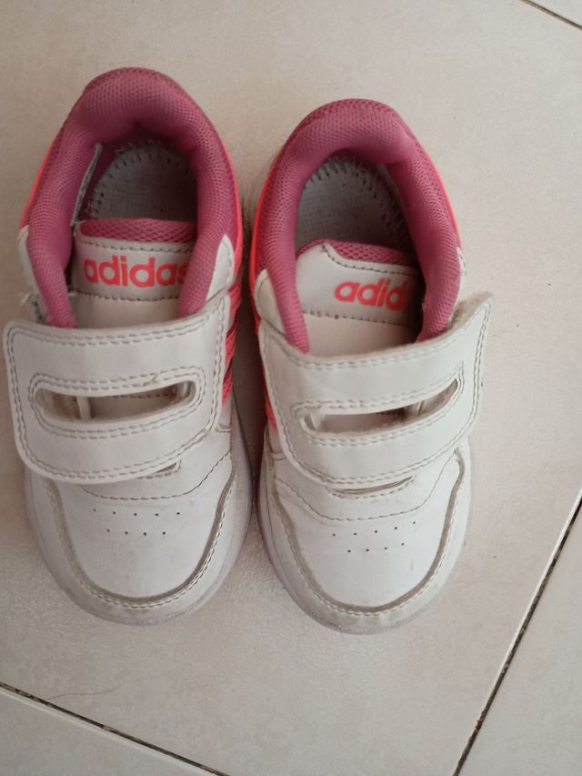 Zapatillas deportivas niña Adidas Talla 25
