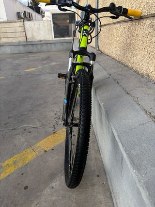 Bicicleta Rockrider Decathlon Amarillo