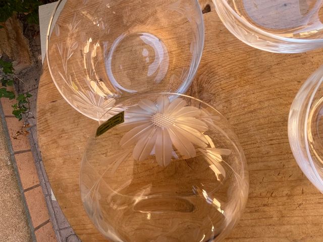 Ciotole in cristallo decorate a mano