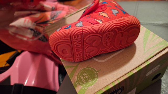 Pantofoline Chicco rosse con dinosauri
