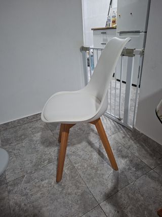 Silla de comedor blanca, individual 15€ pack 50€