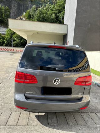 Volkswagen Touran 2011