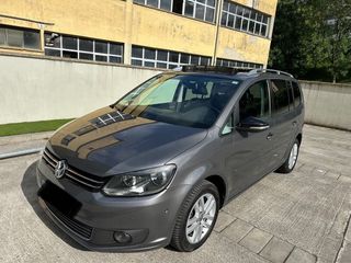 Volkswagen Touran 2011