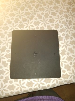 PS4 Slim Negra