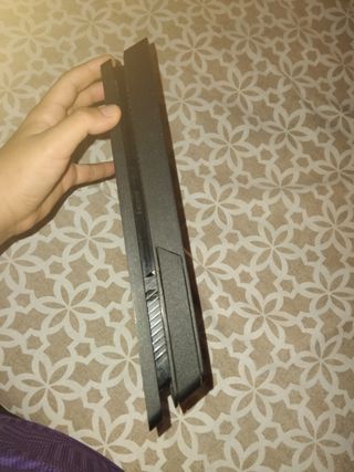 PS4 Slim Negra