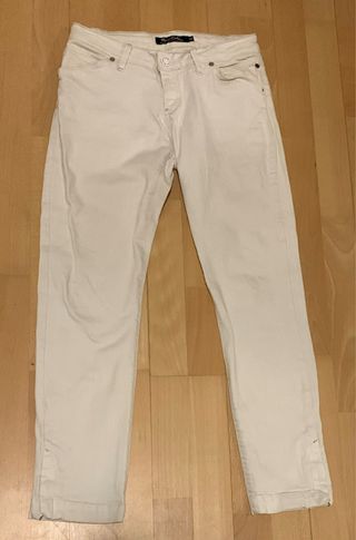 Pantalón vaquero blanco Massimo Dutti