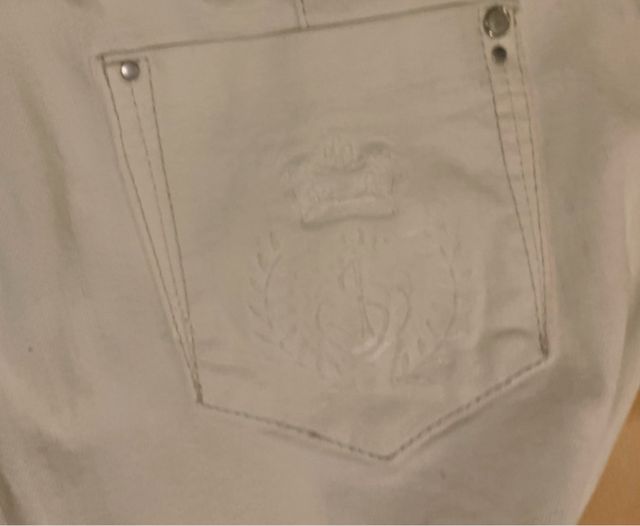 Pantalón vaquero blanco Massimo Dutti