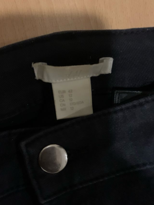 Pantalón negro H&M