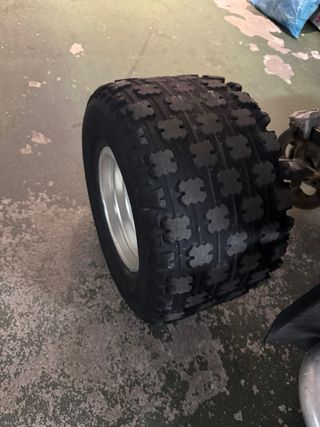 Llantas y Neumáticos Suzuki LTZ 400
