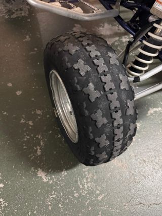 Llantas y Neumáticos Suzuki LTZ 400