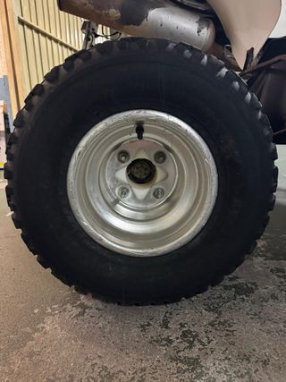 Llantas y Neumáticos Suzuki LTZ 400