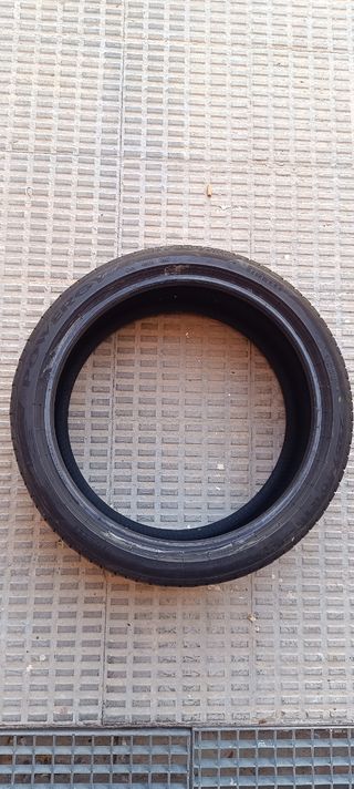 Neumático Pirelli 225/40 R18 92Y