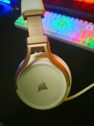 Auriculares Corsair Virtuoso RGB Perla