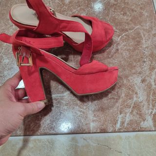 Zapatos rojos 